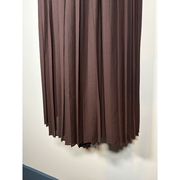 VINCE Chestnut Brown Pleated V-Neck Culottes Jumpsuit Wide Leg Romper Size 2 - Picture 4 of 8